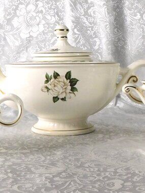 Halls Teapot, Sugar Bowl and Creamer in Cameo Rose  # 26583